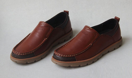 Zapatos informal de cuero de grano completo Bolsos de conducción cómodos y suaves para hombres