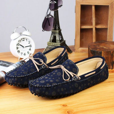 Mujeres de tiempo libre zapatillas de cuero de tamaño 41 - 45 Mujeres zapatillas de peluche