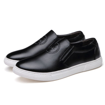 OEM ODM Slip Men On Sneakers de cuero Negro / Marrón con suela blanca