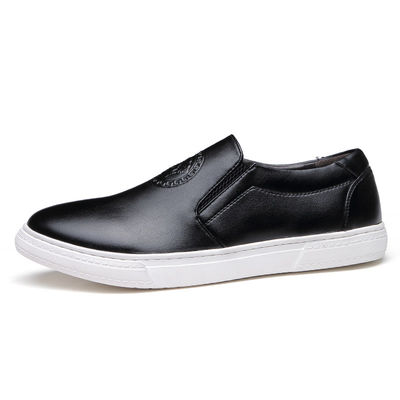 OEM ODM Slip Men On Sneakers de cuero Negro / Marrón con suela blanca