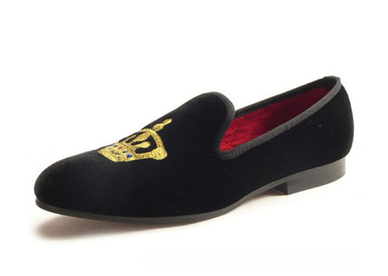 Motif Mujeres Loafers de verano, Slip On Corona bordado Mujeres zapatillas de terciopelo
