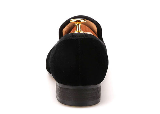 Calzado masculino Calzado masculino Pan de terciopelo Embroidery OEM Calzado Casual Plano Para Fiestas