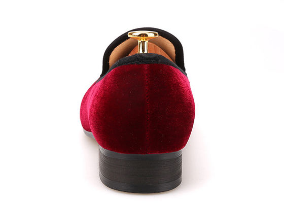 OEM Mujeres Loafers de terciopelo Brodados zapatos planos y casuales Calzado masculino para la fiesta