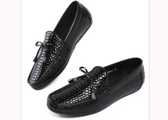 Casual hombre zapatillas de cuero anti-deslizante mocassins de arco corbata zapatillas planas