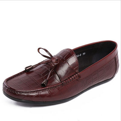 Casual hombre zapatillas de cuero anti-deslizante mocassins de arco corbata zapatillas planas