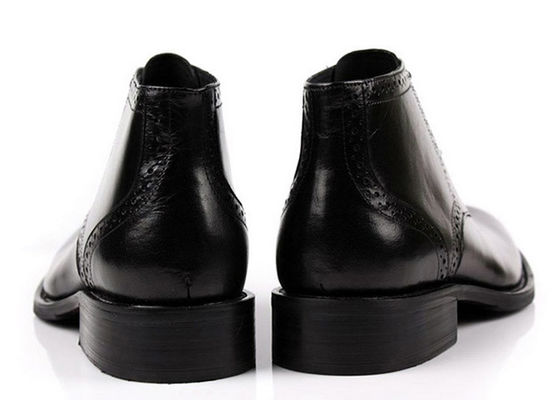 Piel de vaca Hombres Botas de tobillo de alta clase Botas de cuero quemado