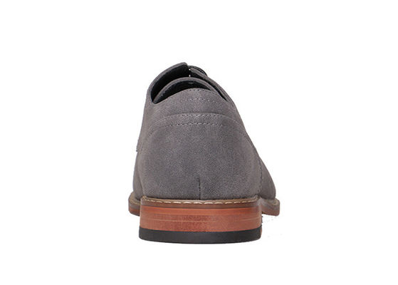 Zapatos casuales de cuero suede, zapatos de conducción de cuero gris hechos a mano.