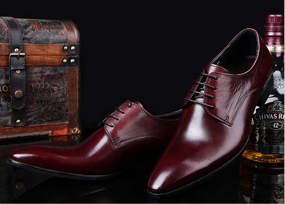 Romántico vestido de novia de cuero suave para hombres zapatos de color puro con cepillo británico
