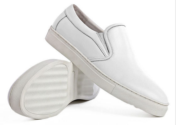 Zapatos para correr, zapatillas para caminar.