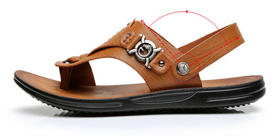 Sandalias de cuero masculinas casuales marrones / Sandalias de playa de verano masculinas con correa de hebilla
