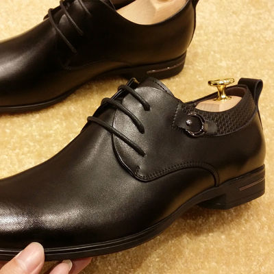 Zapatos de hombre de cuero italiano para bodas, zapatos negros con cordones.