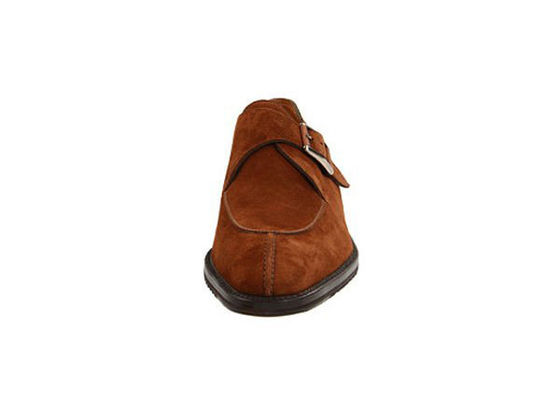 Hombres con zapatos de cuero marrón, zapatos de brazalete, zapatos de brazalete de Goodyear.