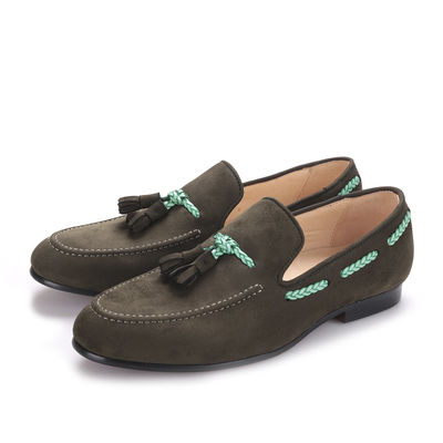 Hombres hechos a mano Loafers de terciopelo de cuero genuino estilo británico hombres zapatos para la boda