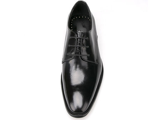 Sapatos de vestir de cuero para hombres italianos de encaje negro Sapatos de vestir de encaje para oficinas de negocios