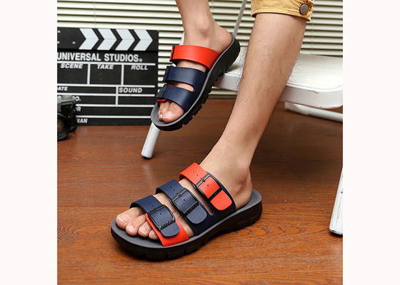 ODM hombre zapatillas de cuero casuales de cuero de vaca genuino Sandalias de cuero de vaca hombre diseñador chanclas