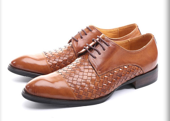 Fiestas / bodas Hombres vestido formal zapatos de pie redondo Hombres zapatos de Derby marrón