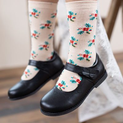 Zapatos escolares de Mary Jane de tamaño redondo.