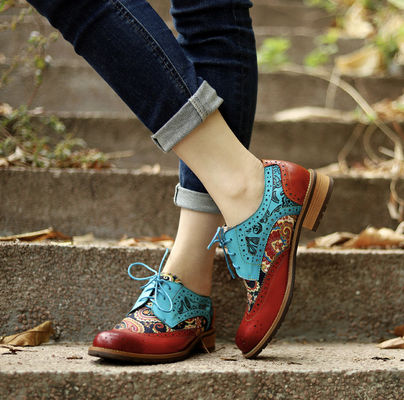 Mujeres de estilo británico Brogue Calzado de Oxford Multicolor Mujeres Calzado de cuero Derby