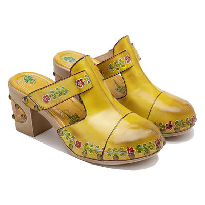 Mujeres de moda amarillas Sandalias Floral Cintas de ropa de mujer Clogs de cuero Sandalias