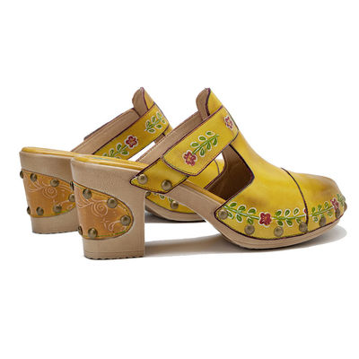 Mujeres de moda amarillas Sandalias Floral Cintas de ropa de mujer Clogs de cuero Sandalias