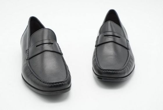 Vestido Moc Hombres Pantalones De Cuero Holton Penny Loafer Muestra Disponible