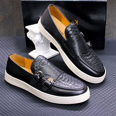 Hombres de tacones bajos con dedos redondos, zapatillas de tenis, tejido de cocodrilo, pieles de caballo.