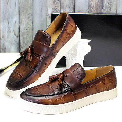 Calzado de tacón bajo para hombres con zapatos de talón negro / marrón para hombres calzado casual de cuero genuino