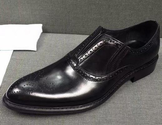 Broguing Pointed - End Slip On Men's Formal Dress Shoes / Work Carving Dress Shoes (Sapatos de trabajo de tallado)