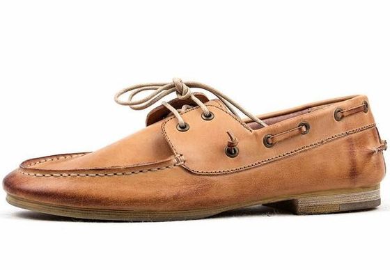 Zapatos de hombre de cuero quemado / zapatos de barco cosidos a mano de lujo