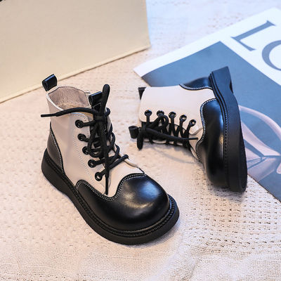 Zapatos escolares de cuero para niños duraderos con punta redonda y cordones para mayor comodidad