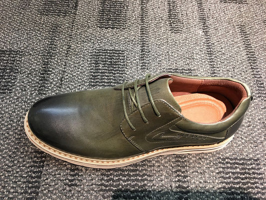 Blanco color suede cuero masculino calzado plano casual zapatillas de deporte tipo de cierre