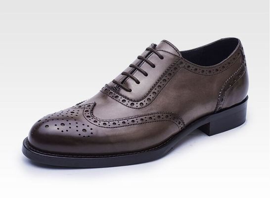 Negocios, zapatos de cordón, zapatos de marca de cuero suave, zapatos de fiesta para hombres.