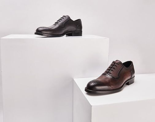 Clásico de PU hombres zapatos de vestir formal estilo Oxford zapatos hechos a mano a medida para el negocio