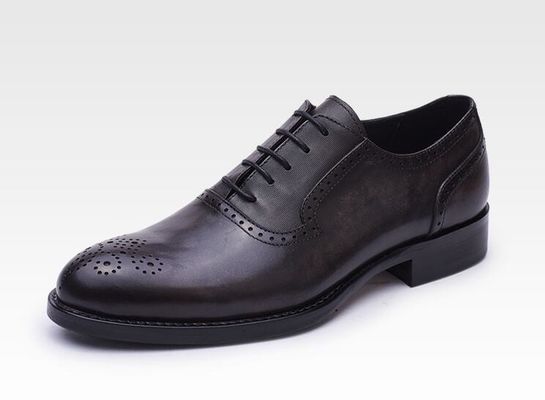 Clásico de PU hombres zapatos de vestir formal estilo Oxford zapatos hechos a mano a medida para el negocio