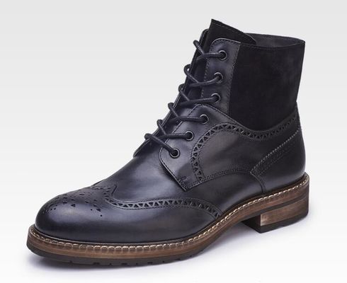 Los hombres con dedos puntiagudos, botas de cuero marrón, botas de cuero Chelsea, botas de cuero con cordones, botas de tobillo para la fiesta