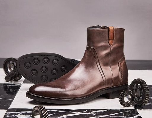 Botas británicas de ocio esculpidas para hombres con tobillos puntados estilo Brogue Botas Chelsea