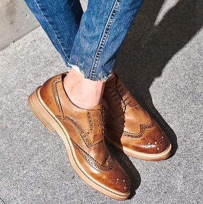 Hombre hecho a mano, calzado de cuero, zapatos de corte, zapatos de corte, zapatos de corte.