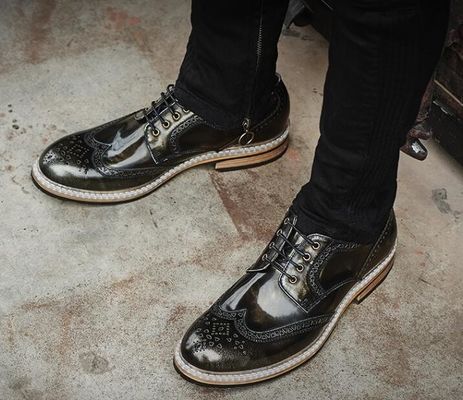 Moda diseñador italiano hombre vestido formal zapatos de cuero genuino zapatos de boda de lujo