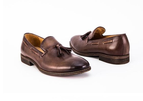 Enlace hasta el talón plano hombres Slip On Sneakers Alto Top / Bajo Corte Bollos de piel suave
