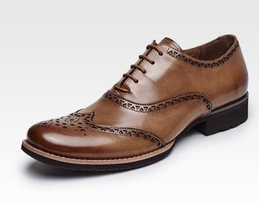 Hombres hechos a mano zapatillas de cuero para banquetes, zapatillas de hueso para hombres