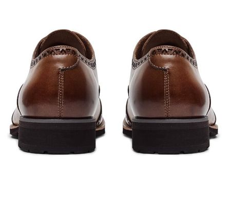 Hombres hechos a mano zapatillas de cuero para banquetes, zapatillas de hueso para hombres