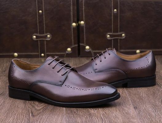 Pie redondo hombre zapatillas de cuero estilo cráneo Oxford Deslizamiento en zapatos planos para la fiesta