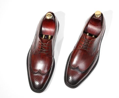 Estilo Derby Hombres Marrón Pantalones de cordón Hombres planos Tejido de cuero Slip On zapatos