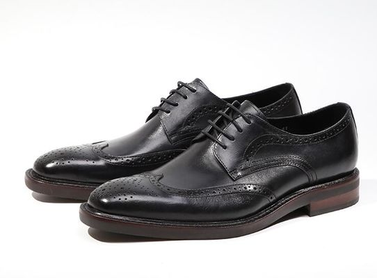 Estilo Derby Hombres Marrón Pantalones de cordón Hombres planos Tejido de cuero Slip On zapatos