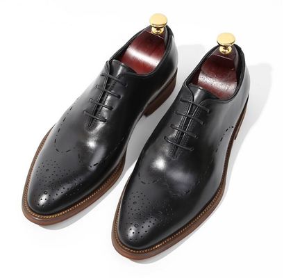 Hecho a mano Patente de la boda de los hombres de cuero vestido zapatos Oxford estilo con rayas negras