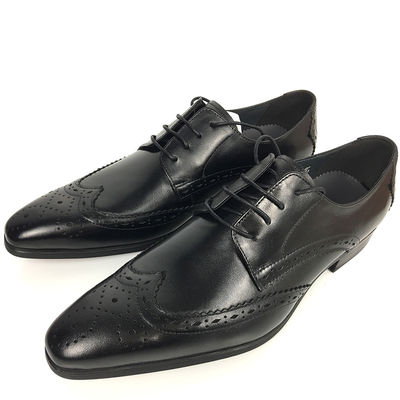 China Mayorista Oxford Italiano de diseño zapatos de moda de lujo hombres Oxford vestido zapatos de boda caucho