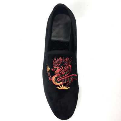 Slip On Men Suede Negro Tassel Loafers con Cuero Rojo