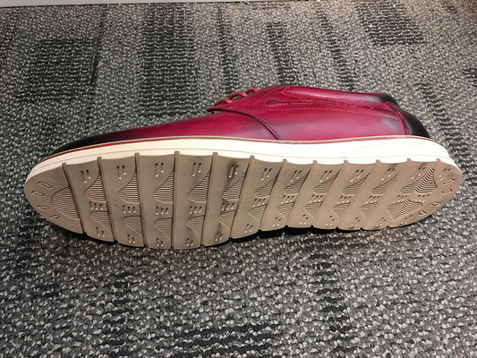 Zapatos masculinos de cuero, clásicos, zapatos Oxford para cuatro temporadas.