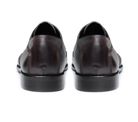 Italiano de diseño, zapatos de vestir de cuero, zapatos personalizados para hombres.