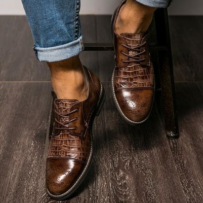 Zapatos de piel de cocodrilo Patina para hombres, Brogue Wingtips Zapatos de hombre de cuero exótico